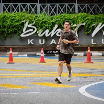 Runner Photo 8990417