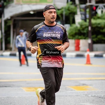 Runner Photo 8990423