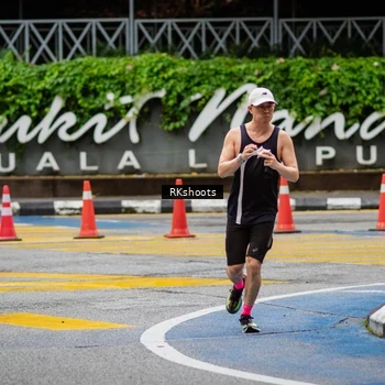 Runner Photo 8990430