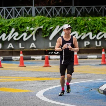 Runner Photo 8990432