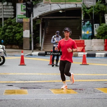Runner Photo 8990449