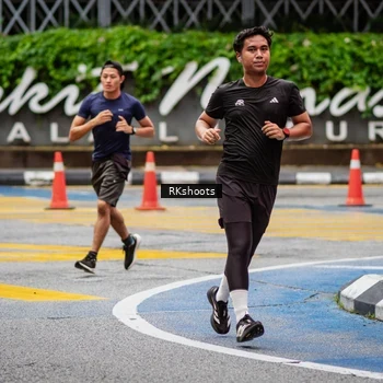 Runner Photo 8990453