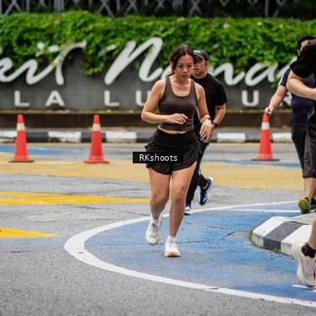 Runner Photo 8990459