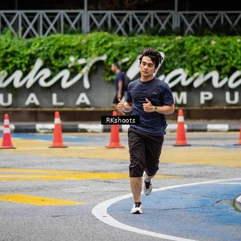 Runner Photo 8990476