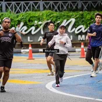 Runner Photo 8990494