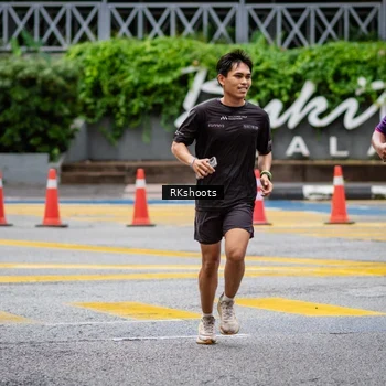 Runner Photo 8990500
