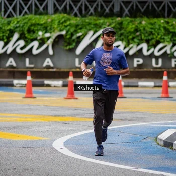 Runner Photo 8990518