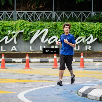 Runner Photo 8990532