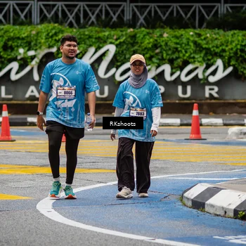Runner Photo 8990551