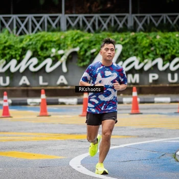 Runner Photo 8990595