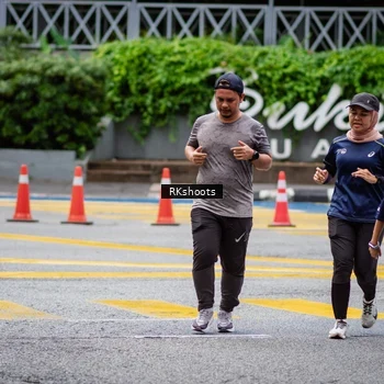 Runner Photo 8990605
