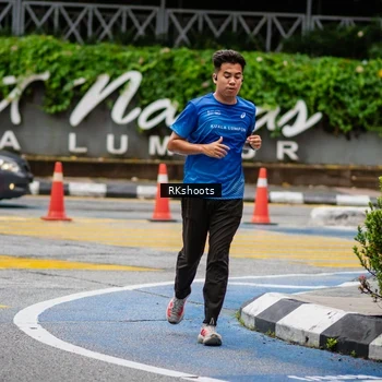 Runner Photo 8990612
