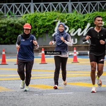 Runner Photo 8990637