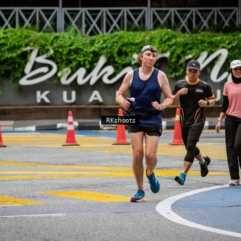 Runner Photo 8990651