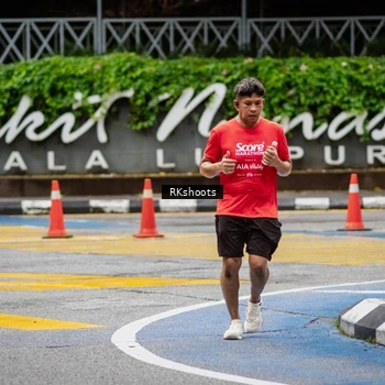 Runner Photo 8990661