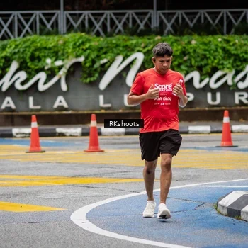 Runner Photo 8990665