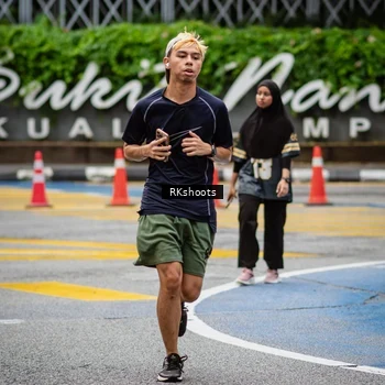 Runner Photo 8990679
