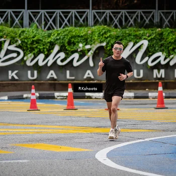 Runner Photo 8990691
