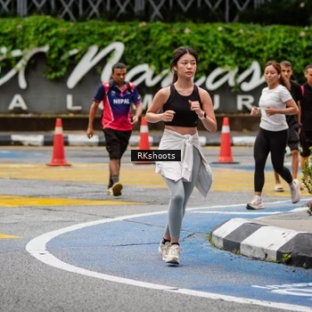 Runner Photo 8990715