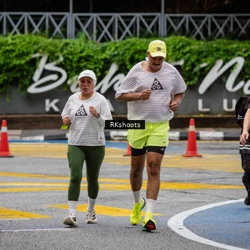 Runner Photo 8990717