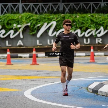 Runner Photo 8990718