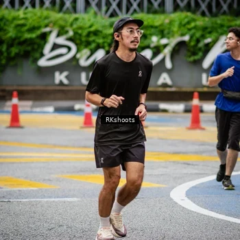 Runner Photo 8990726