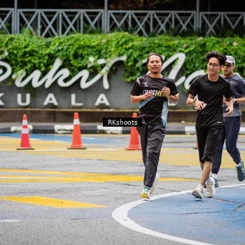 Runner Photo 8990737