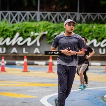 Runner Photo 8990738