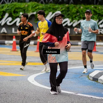 Runner Photo 8990766