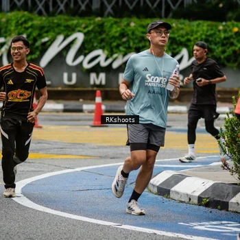 Runner Photo 8990768