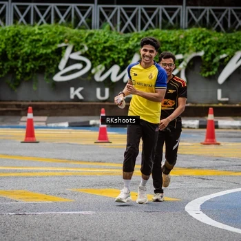 Runner Photo 8990775
