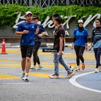 Runner Photo 8990788