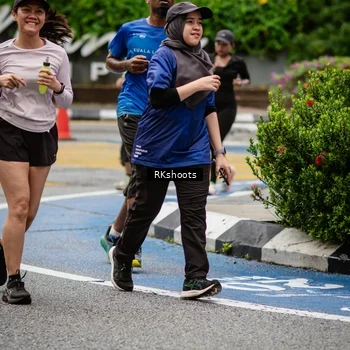 Runner Photo 8990812