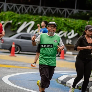 Runner Photo 8990814