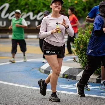 Runner Photo 8990817