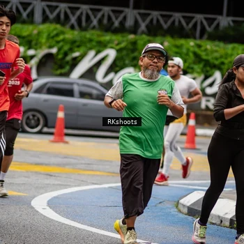 Runner Photo 8990820