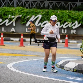 Runner Photo 8990821