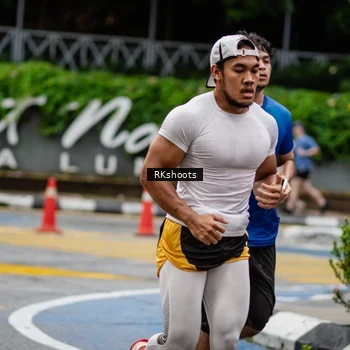 Runner Photo 8990822