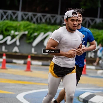 Runner Photo 8990824