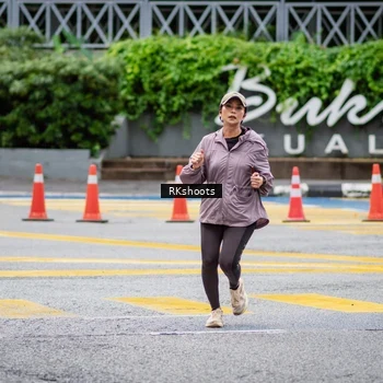 Runner Photo 8990830
