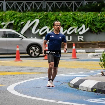 Runner Photo 8990833