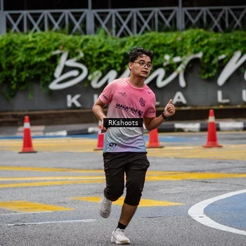 Runner Photo 8990836