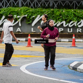 Runner Photo 8990855