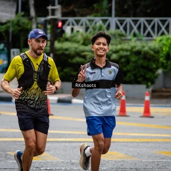 Runner Photo 8990870