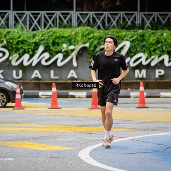 Runner Photo 8990883