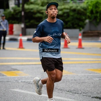 Runner Photo 8990885