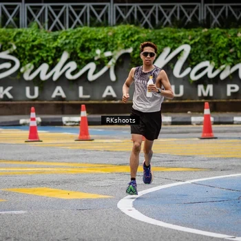Runner Photo 8990886