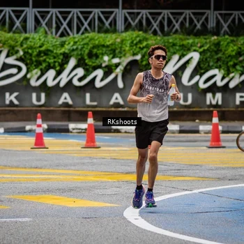 Runner Photo 8990888