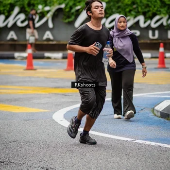 Runner Photo 8990903