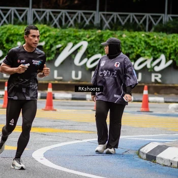 Runner Photo 8990918